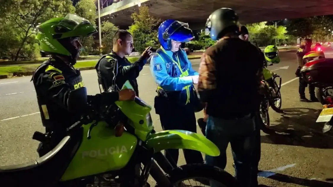 Prenda reflectiva para moto